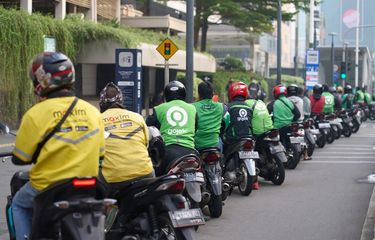Jelang Lebaran, Pengguna Ojol Keluhkan Susah Dapat Driver, Gojek dan Grab Buka Suara