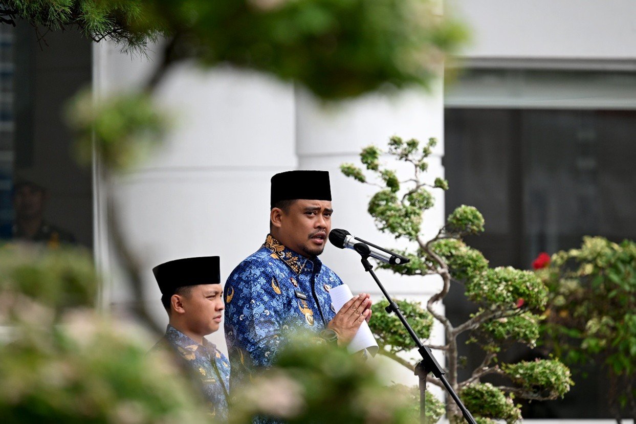 Gubsu Bobby Nasution Teken Kebijakan THR untuk Guru PPPK Paruh Waktu dan GTT di Sumatera Utara