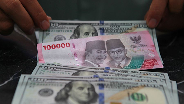 Rupiah Dibuka Menguat ke Rp16.884, Analis Waspadai Rilis Data Inflasi Amerika Serikat