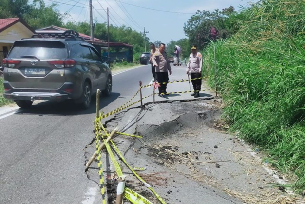 Separuh Ruas Jalan Lintas Simalungun-Karo Amblas, Polisi Koordinasi Percepat Perbaikan