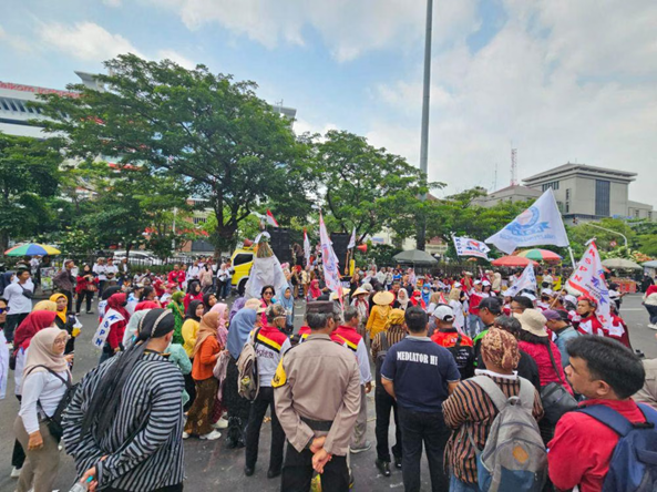 Serikat Buruh: WFH ASN Hanya Hemat BBM 0,76 Persen, Bukan 20 Persen