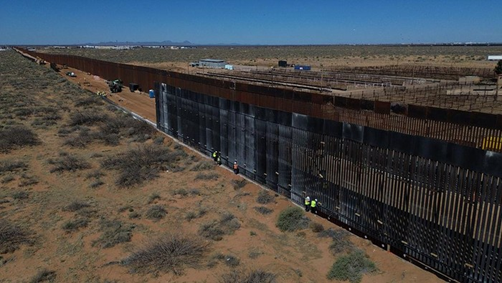 Tembok Perbatasan AS–Meksiko Terus Dibangun di Santa Teresa, Target Rampung Januari 2028