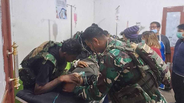 Dua Prajurit TNI AL Gugur dalam Kontak Tembak dengan KKB di Maybrat