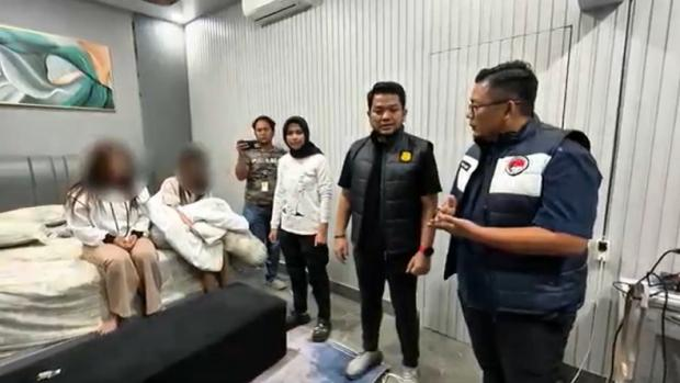Selebgram DJ Populer Medan Ditangkap, Vape Berisi Metomidate dan Sabu Disita