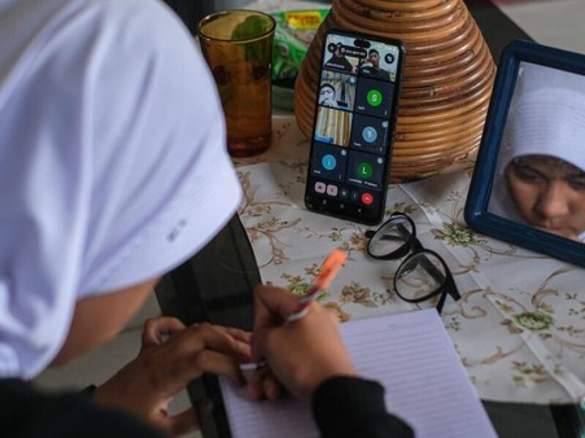 Pemerintah Batalkan Wacana Sekolah Daring April