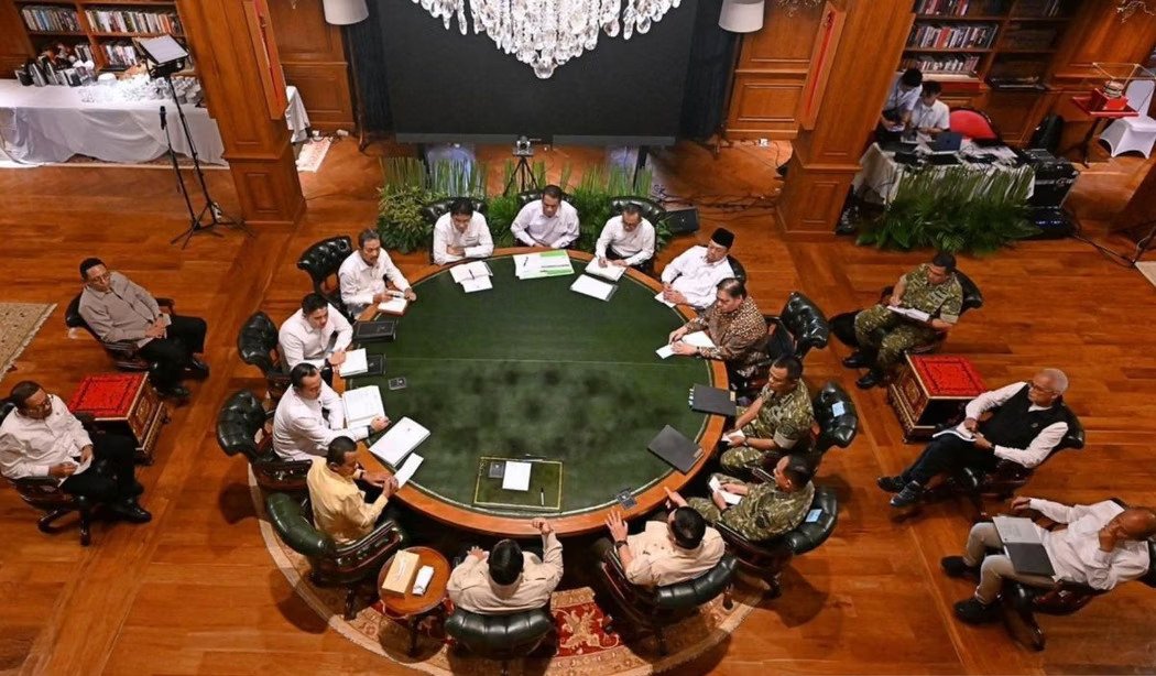 Prabowo Pimpin Rapat di Hambalang, Pastikan Stok Pangan dan LPG Aman Jelang Lebaran