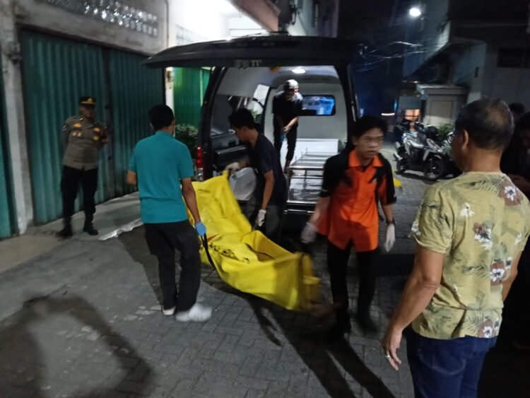 Dua Minggu Tak Keluar Rumah, Pria di Medan Petisah Ditemukan Tewas di Kamar Mandi