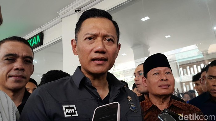 Menko Infrastruktur AHY Pastikan Pemerintah Jaga Tarif Angkutan Darat dan Laut dari Dampak Perang