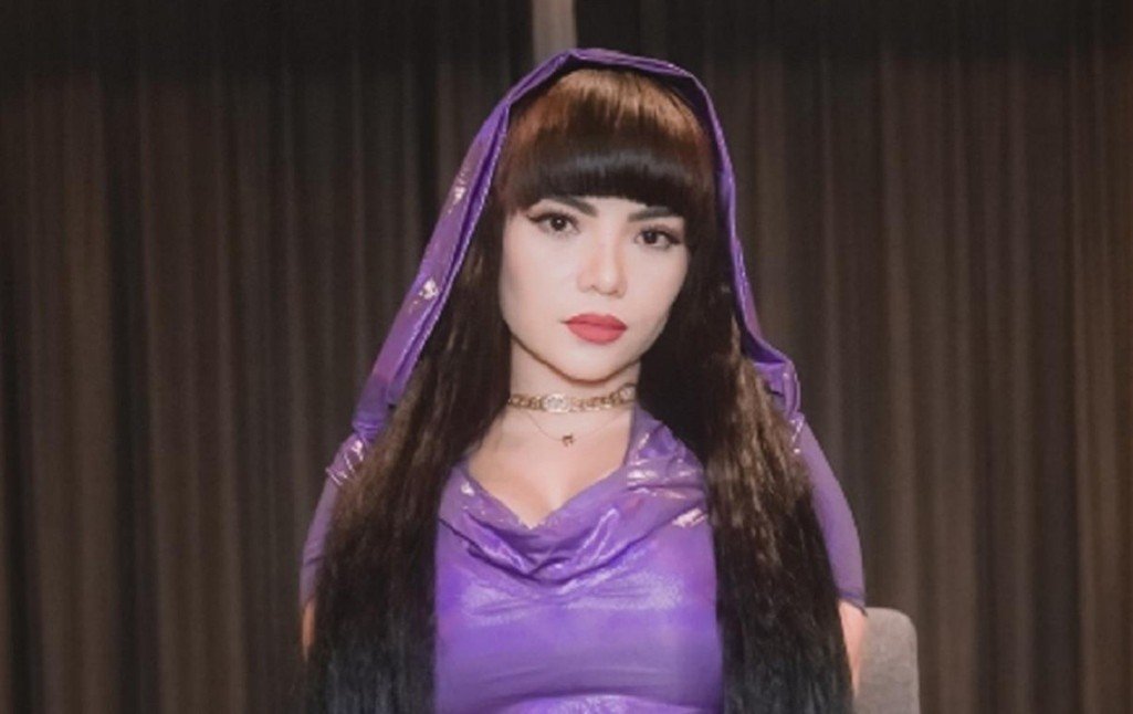 Dinar Candy Ditawar Rp1 Miliar untuk Kencan Lewat DM Instagram