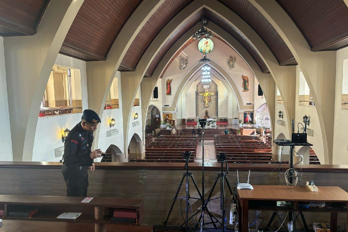 Brimob Polda Sumut Sisir Enam Gereja di Medan untuk Pastikan Keamanan Ibadah Jumat Agung