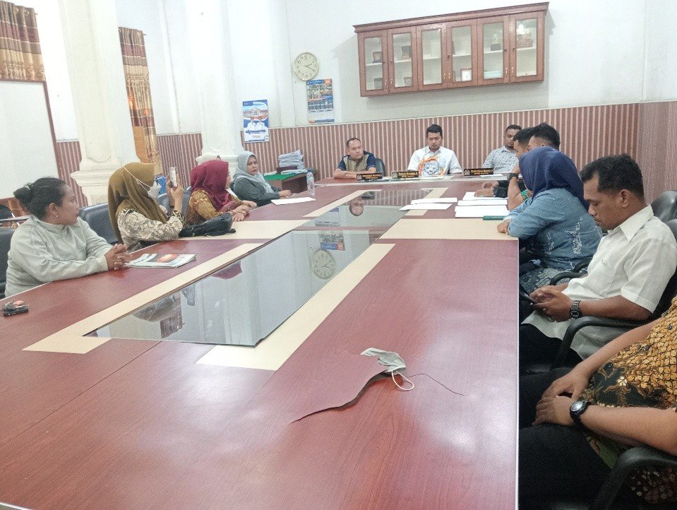 Empat Bulan Gaji Belum Dibayar, Guru PPPK Paruh Waktu Asahan Mengadu ke DPRD