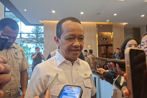 Bahlil Lahadalia Sebut Harga BBM Nonsubsidi Akan Disesuaikan, Perhitungan Bersama Pertamina Belum Rampung