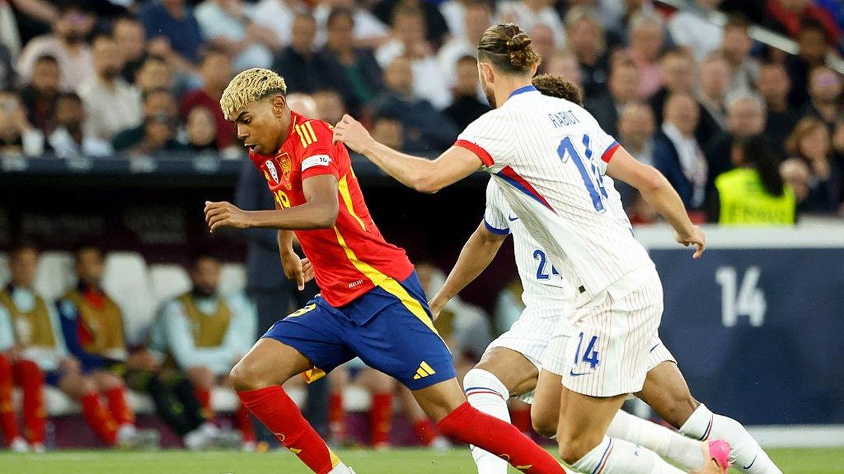 spanyol-vs-prancis-1783724838906_169