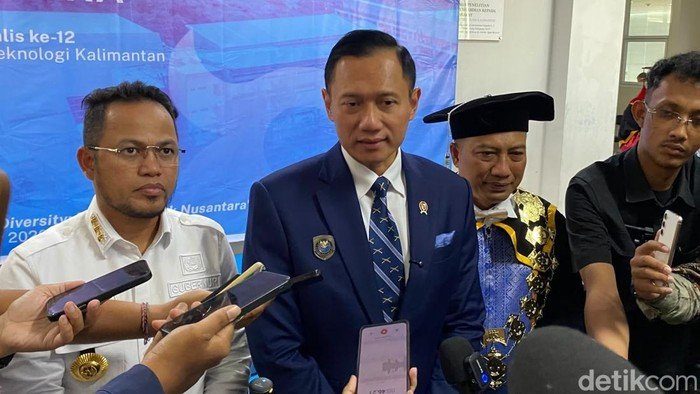 ahy-menghadiri-sidang-terbuka-dies-natalis-ke-12-institut-teknologi-kalimantan-itk-di-balikpapan-kalimantan-timur-1791459804548_169