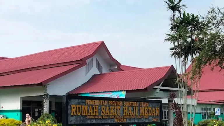 gedung-rumah-sakit-haji-medandok-rumah-sakit-haji-medan-JceH0